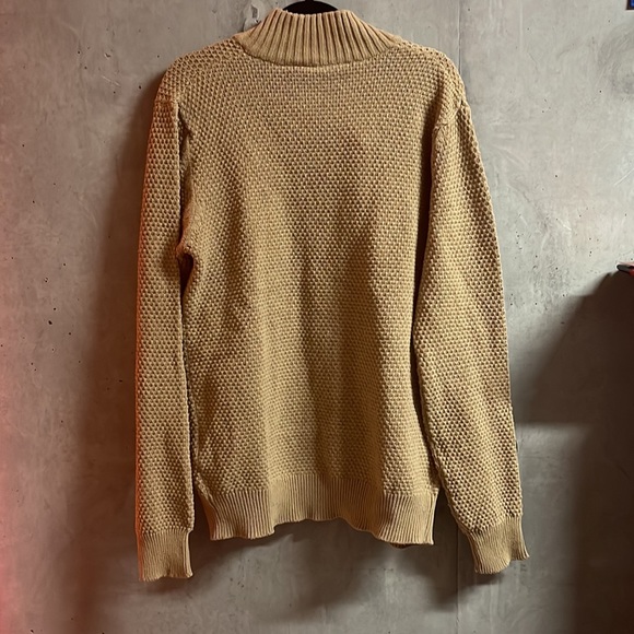 Hedge Conscious Button Sweater - Picture 4 of 6